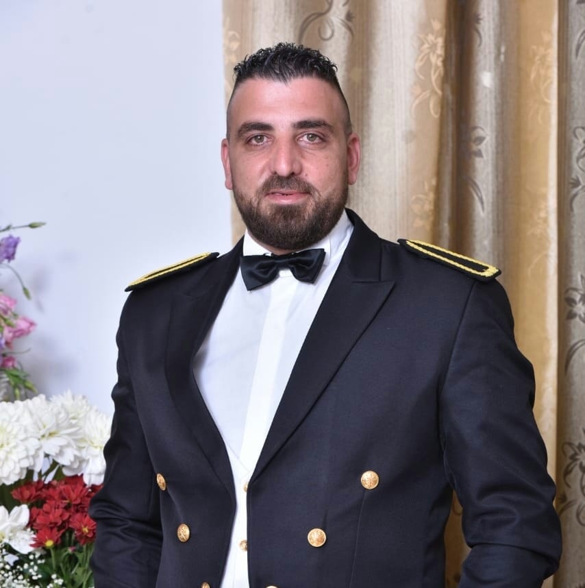 Elie M